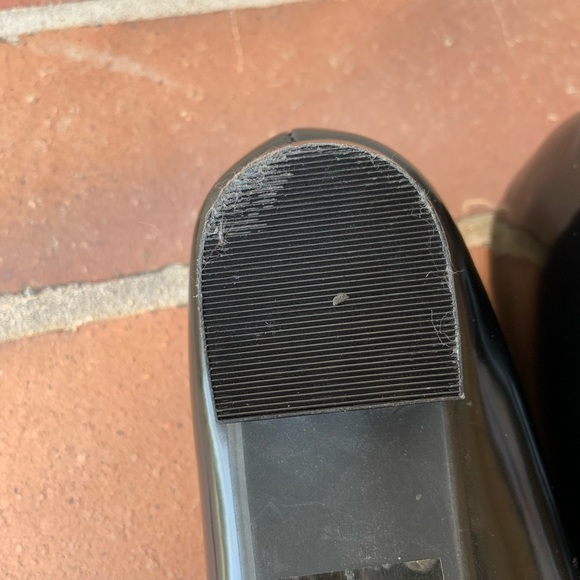 GUC Newport News Black Silver Buckled Heels - Picture 4 of 8